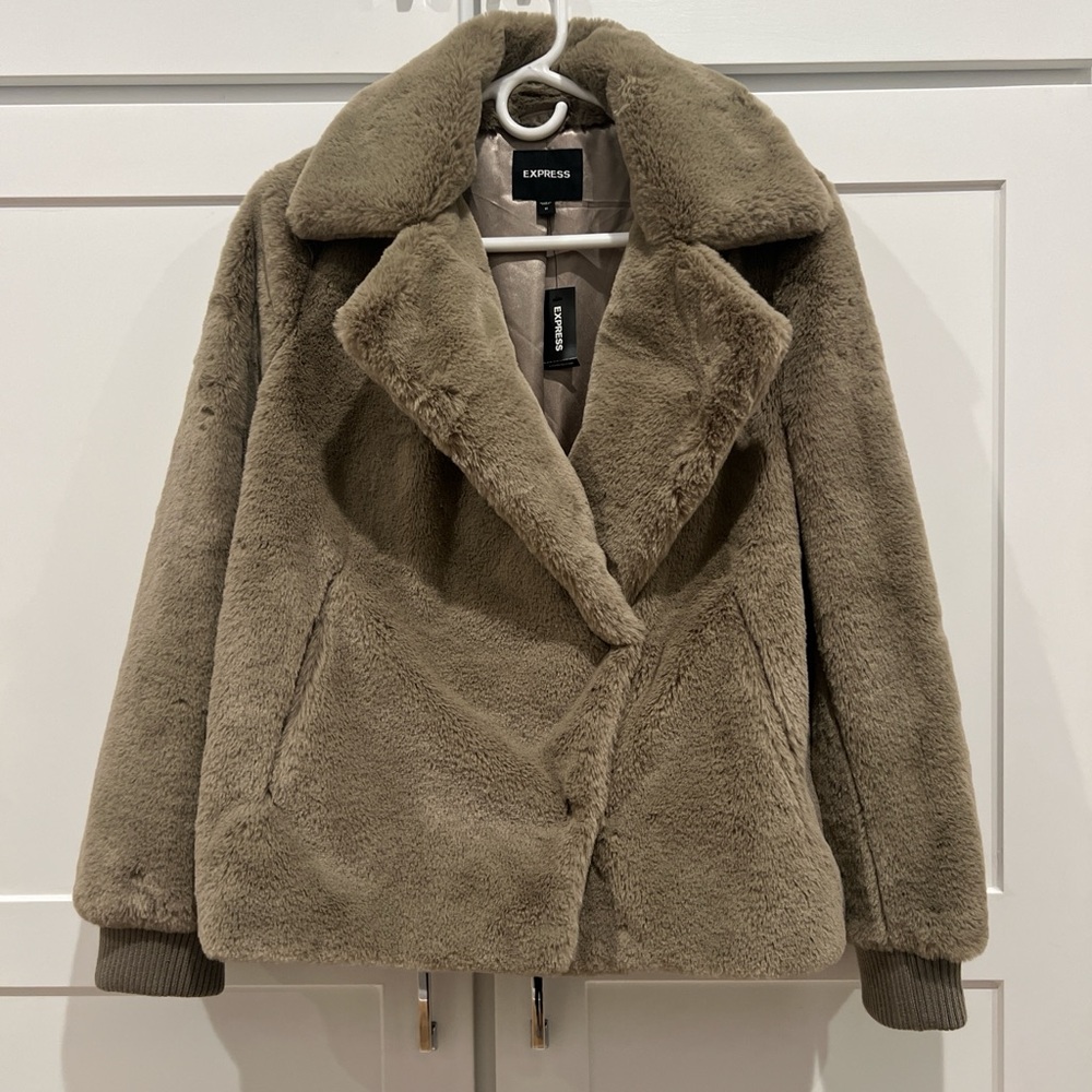 Express Women's Plush Tan Teddy Jacket